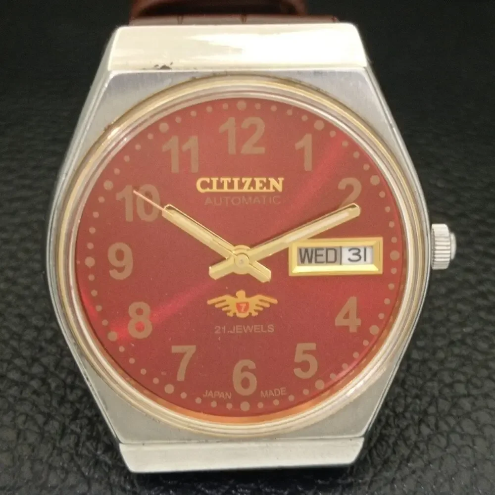 Vintage 1979 Citizen Automatic Mens Silver Watch W/daydate & Red accents